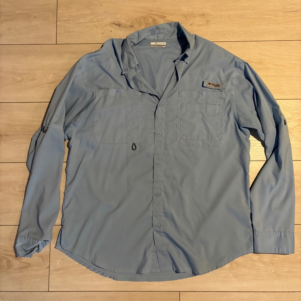 Columbia Light Blue Button-Up Shirt